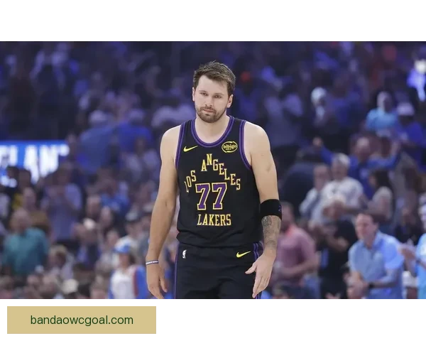 东契奇遭遇二级腿筋拉伤 湖人夺冠赔率急剧下跌至150赔1